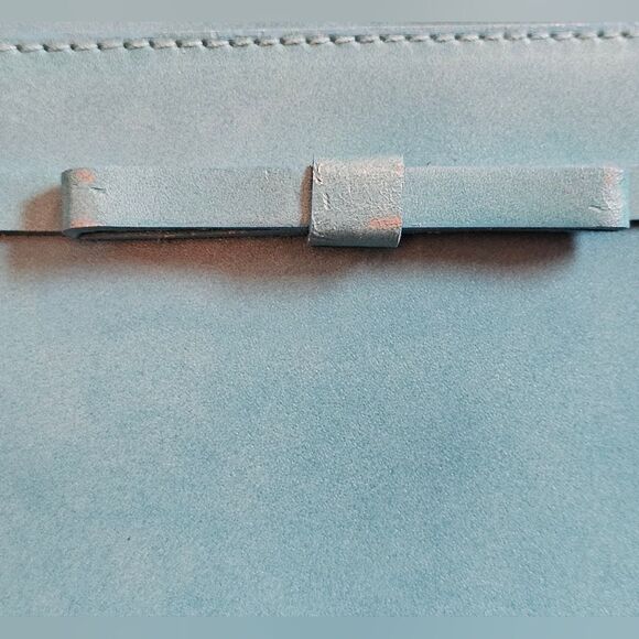 Furla teal crossbody with removable strap yo make into a clutch. In good shape - Picture 8 of 9